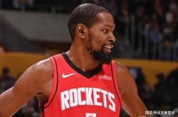 杜兰特回归赛场，逆转首场状态亮眼，独行侠观众沸腾！的简单介绍